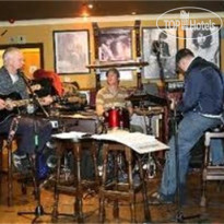 Mackenzies Highland Inn