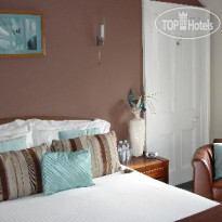 Dunmor House 