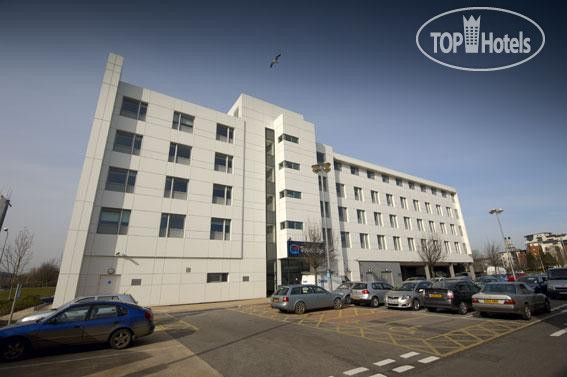 Фотографии отеля  Travelodge Cardiff Atlantic Wharf 3*