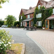 Brook Honiley Court 