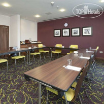 Hampton by Hilton London Luton Airport Конференц-зал