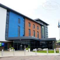 Holiday Inn Express Dunstable Отель