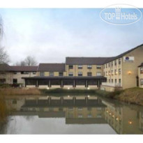 Travelodge Bath Waterside 