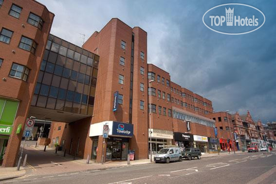 Фотографии отеля  Travelodge Leeds Vicar Lane 3*