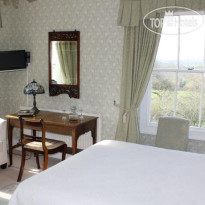 Woodlands Country House