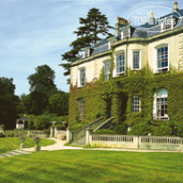 Puma Combe Grove Manor Hotel 