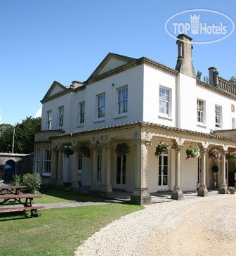 Фотографии отеля  Chewton Place 3*