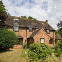 The Charlecote Pheasant Hotel 