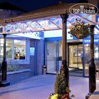 Hilton St Anne's Manor Bracknell 4*