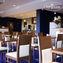 Holiday Inn Express Liverpool -John Lennon Airport 