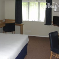 Days Inn Warwick North M40 
