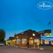 Ramada Hatfield 