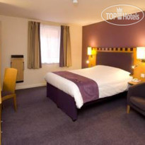 Premier Inn Belfast City Cathedral Quarter Номер