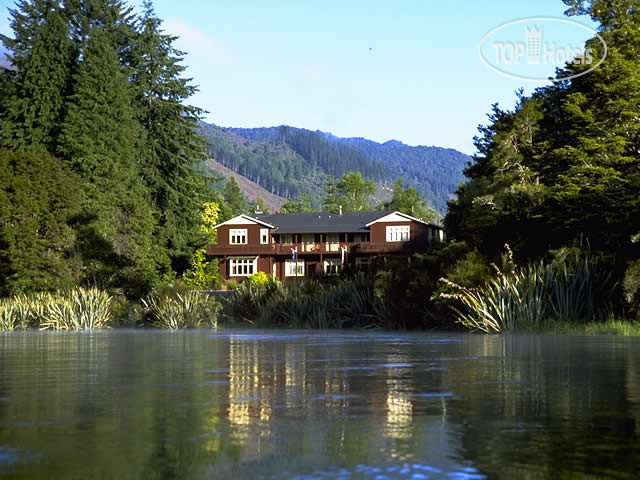 Фотографии отеля  Lake Rotoroa Lodge 4*