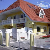 Gold Haus Pansion