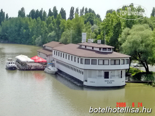 Фотографии отеля  Botel Hotel Lisa 3*