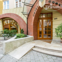 Corvin Hotel Budapest Sissi Wing 