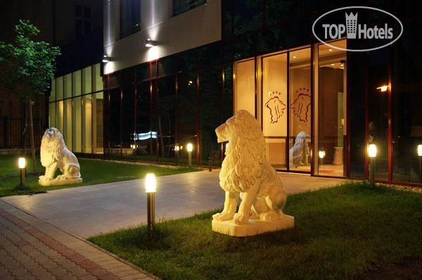 Фотографии отеля  Lion's Garden Hotel 4*