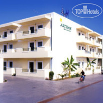 Artemis Hotel Apartments 
