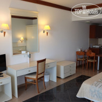 Kipriotis Maris Suites 