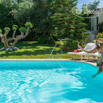 Bozonos Luxury Villa 