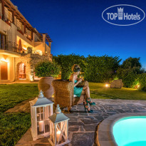 Bozonos Luxury Villa 