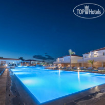 Azure Resort & Spa Открытый бассейн