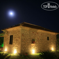 San Antonio Traditional Stone Villas 