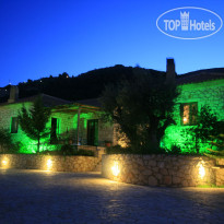 San Antonio Traditional Stone Villas 