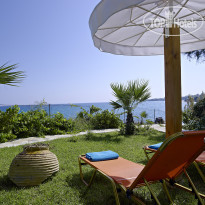 Paradisso Beach Villas 