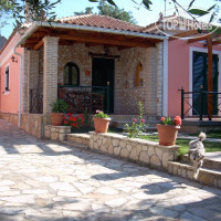 Papatsiros Villas 3*