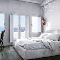 Cavo Tagoo Santorini