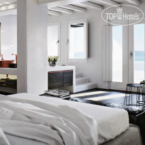 Cavo Tagoo Santorini