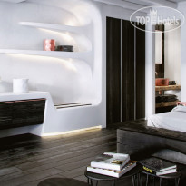 Cavo Tagoo Santorini