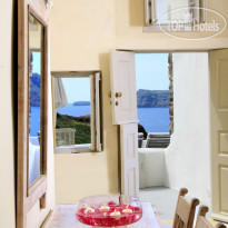 Oia Mare Villas 