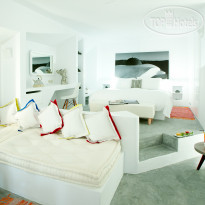 Grace Santorini VIP Suite