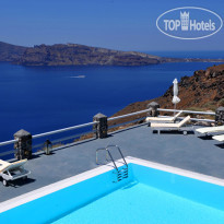 Oia Suites 