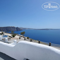 Oia Suites 