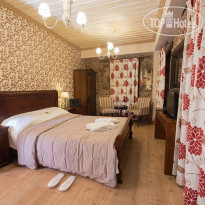 Alexandros Guesthouse 