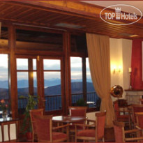 Alpen House Hotel & Suites 