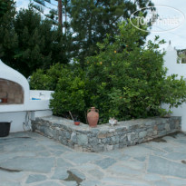 Andrianis Guest House 