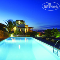 Thermes Mykonos Alexandra Villa A villa Pool at night