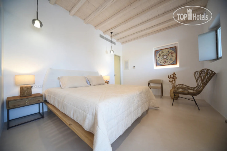 Myconian Crown Suites