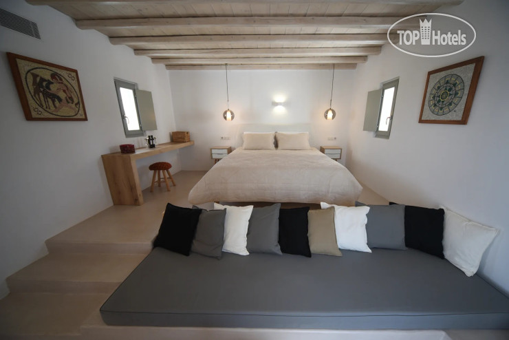 Myconian Crown Suites