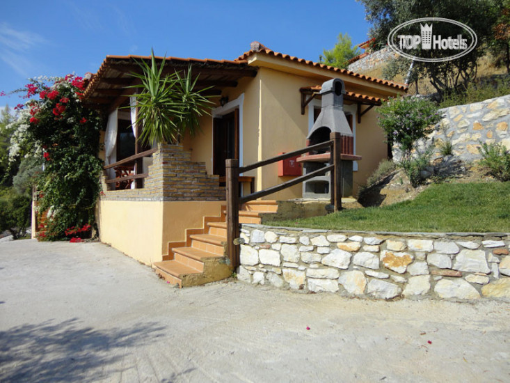 Фото Skiathos Garden Cottages