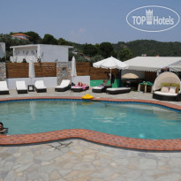 Skiathos Island Suites 