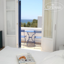 Paros Inn 