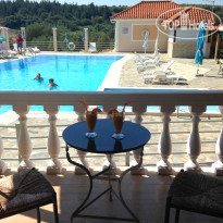 Ionis Hotel 