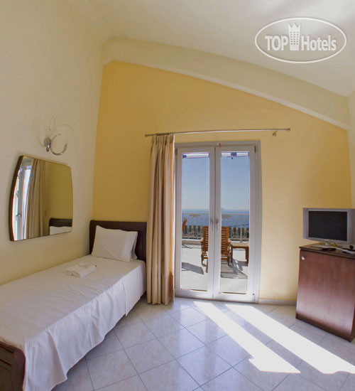 Новые добавленные фото туристов Erissos Pavilion 4*