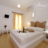 Iliana Rooms & Apartments 